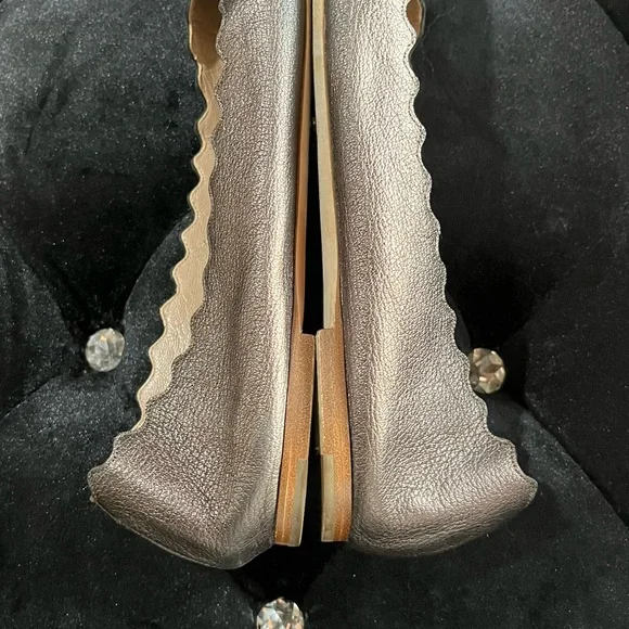 Chloe Shimmering Silver Scalloped Flats - Picture 4 of 14
